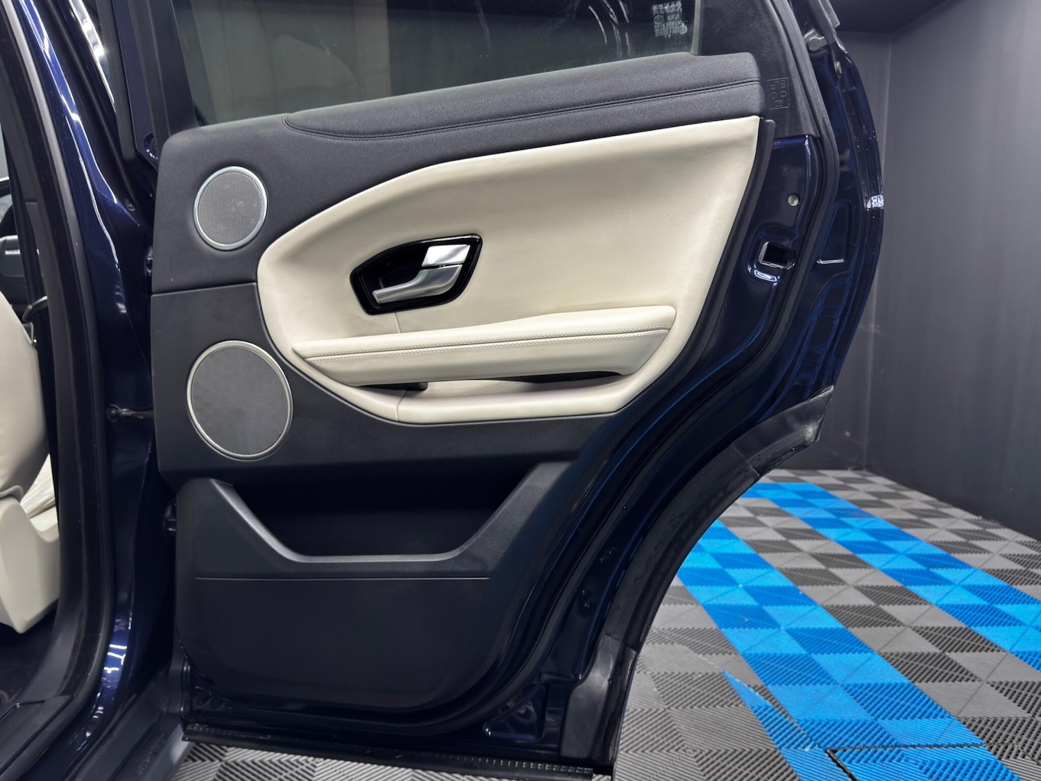 Used Land Rover Range Rover Evoque 2016 for sale - 76592502: Photo 44