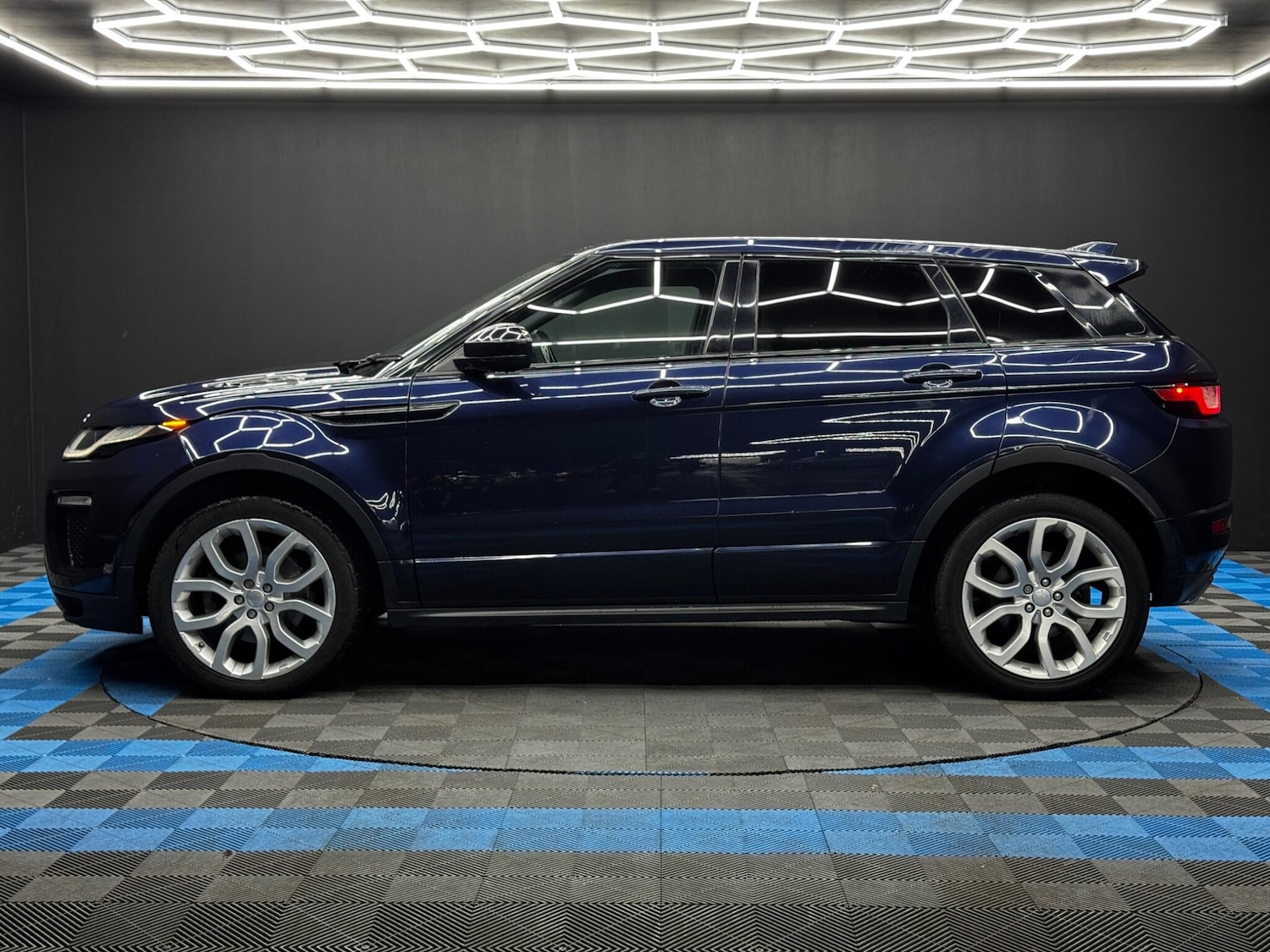 Used Land Rover Range Rover Evoque 2016 for sale - 76592502: Photo 8