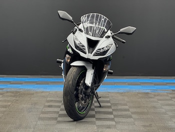 Used Kawasaki NINJA ZX 6 2015 for sale - bike-78675801: Photo