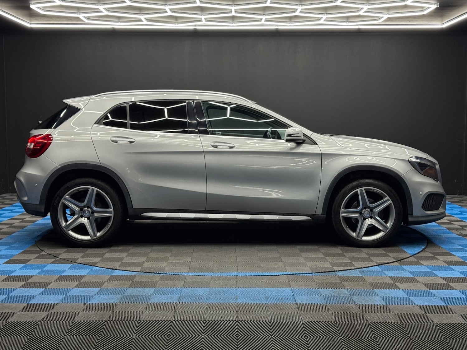 Used Mercedes-Benz GLA 2016 for sale - 77131699: Photo 4