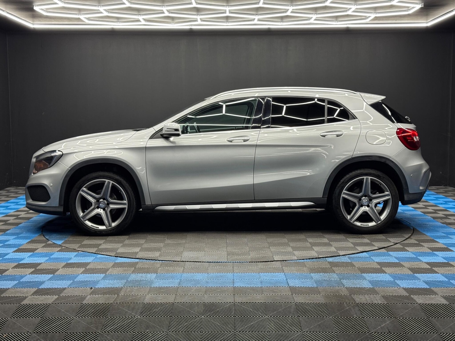 Used Mercedes-Benz GLA 2016 for sale - 77131699: Photo 8