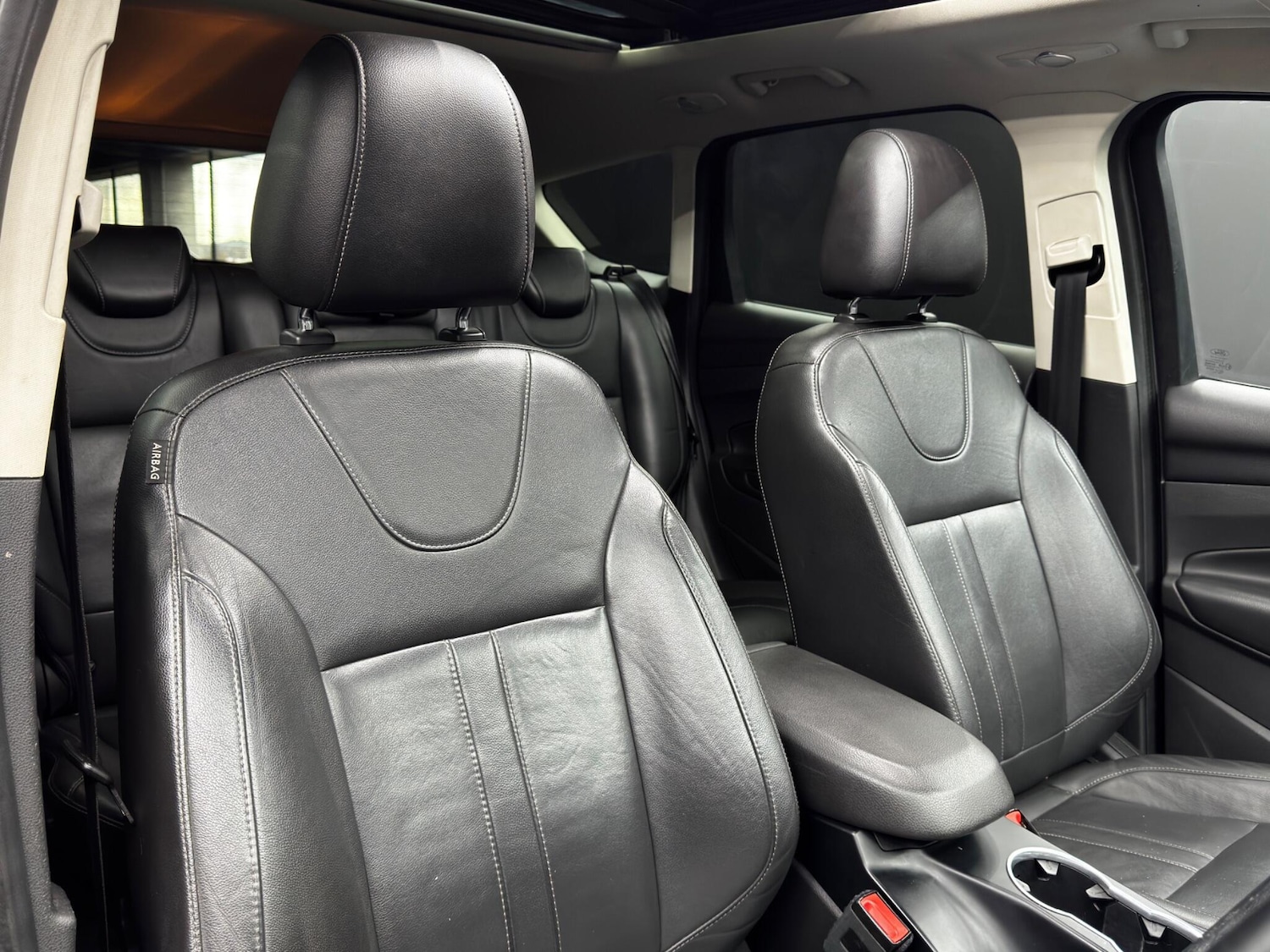 Used Ford Kuga 2014 for sale - 76850293: Photo 12