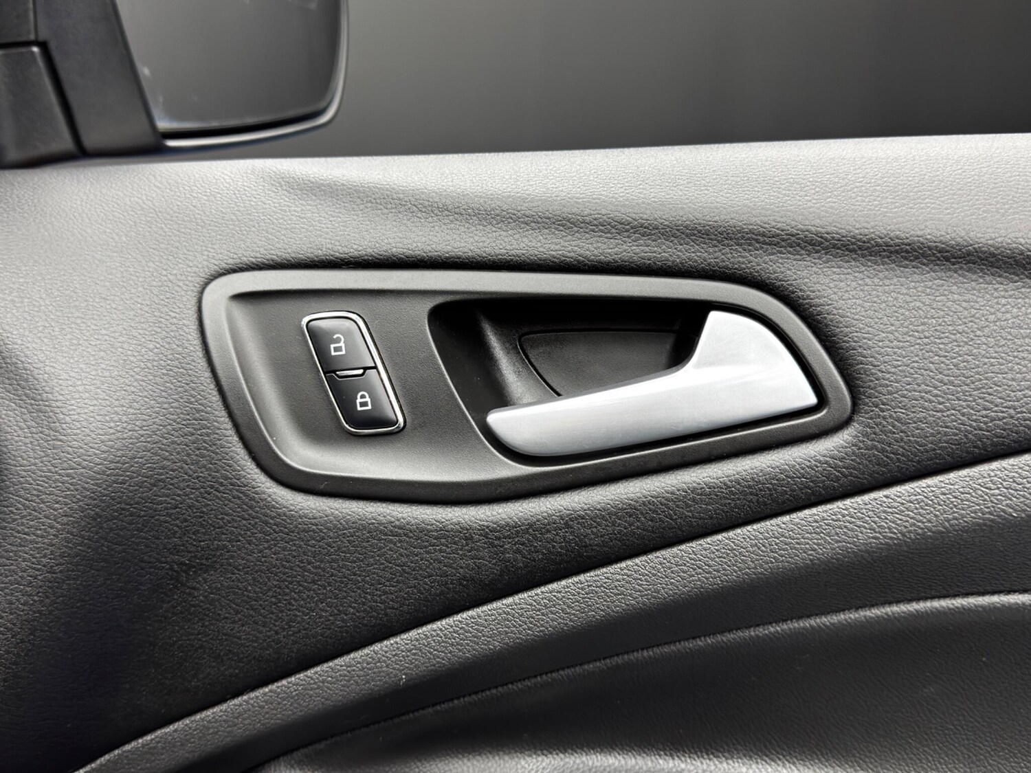 Used Ford Kuga 2014 for sale - 76850293: Photo 37