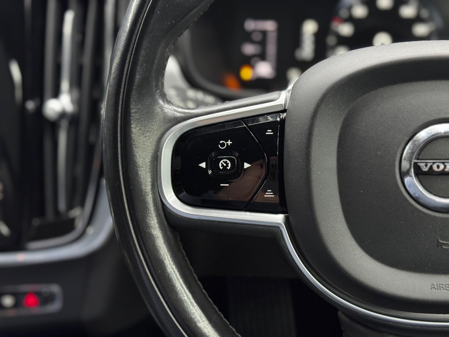 Used Volvo S90 2018 for sale - 76658492: Photo 20