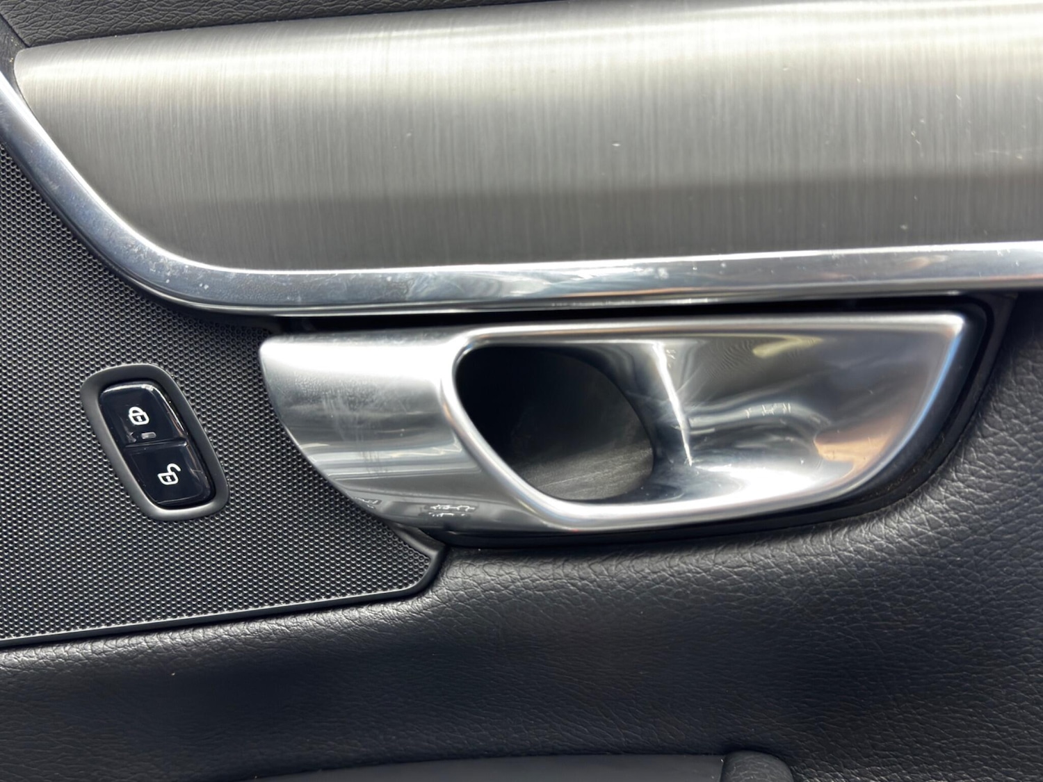 Used Volvo S90 2018 for sale - 76658492: Photo 39