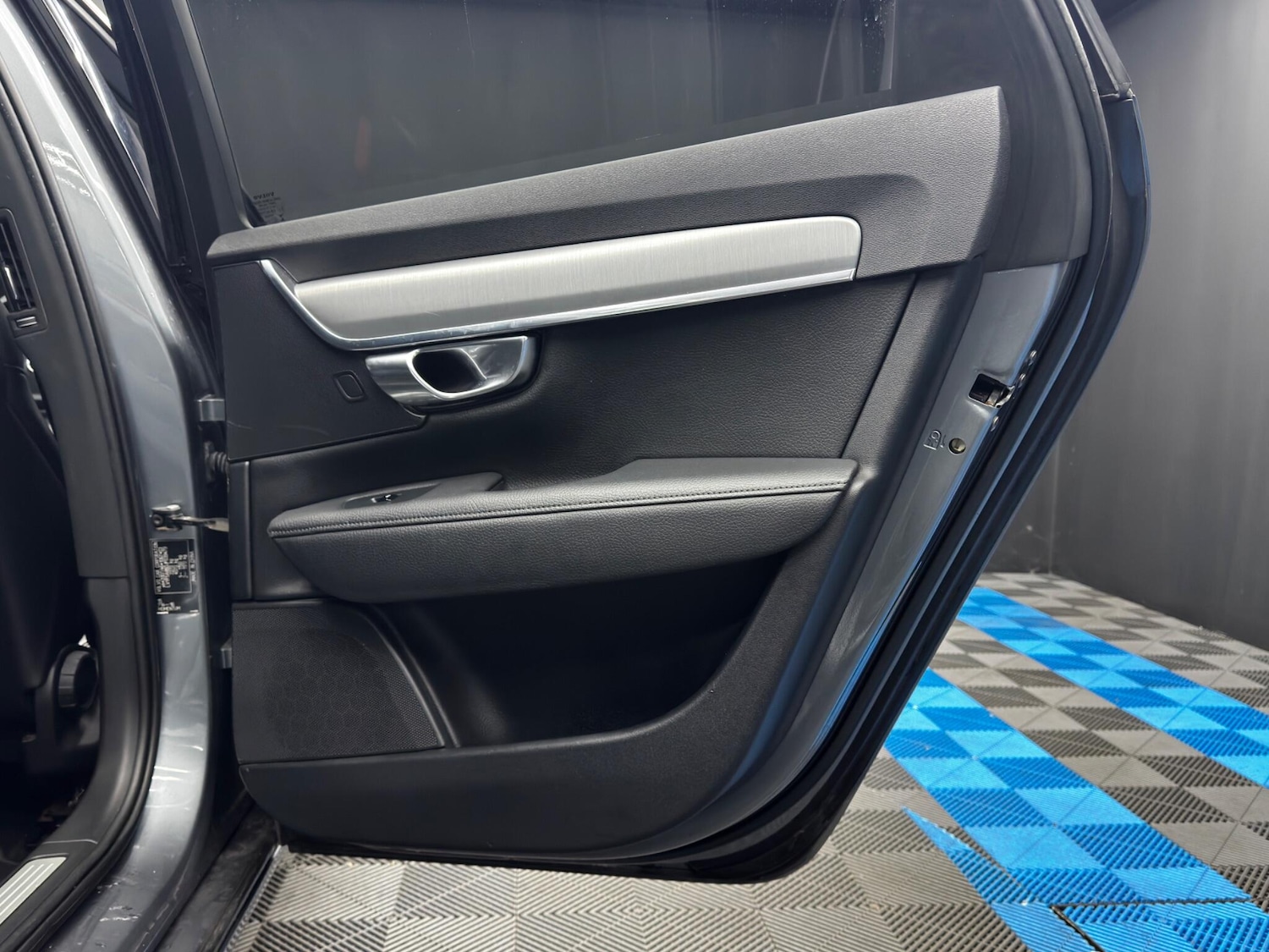 Used Volvo S90 2018 for sale - 76658492: Photo 42