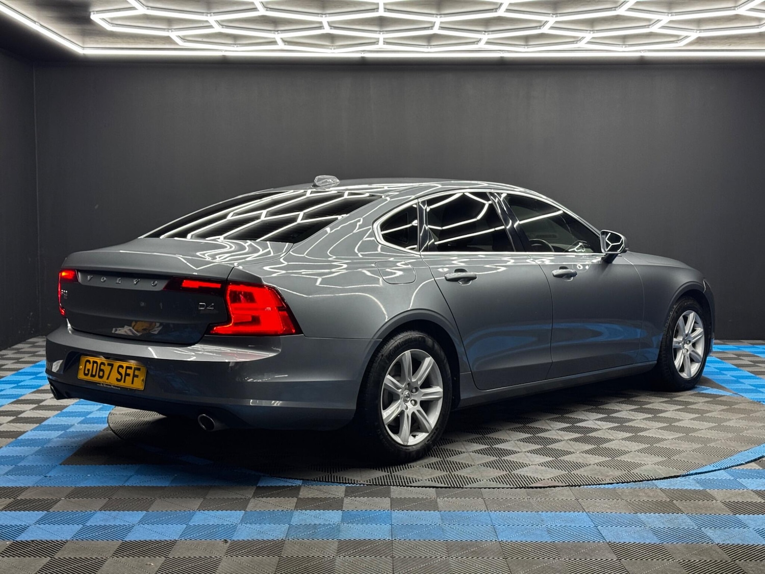 Used Volvo S90 2018 for sale - 76658492: Photo 5