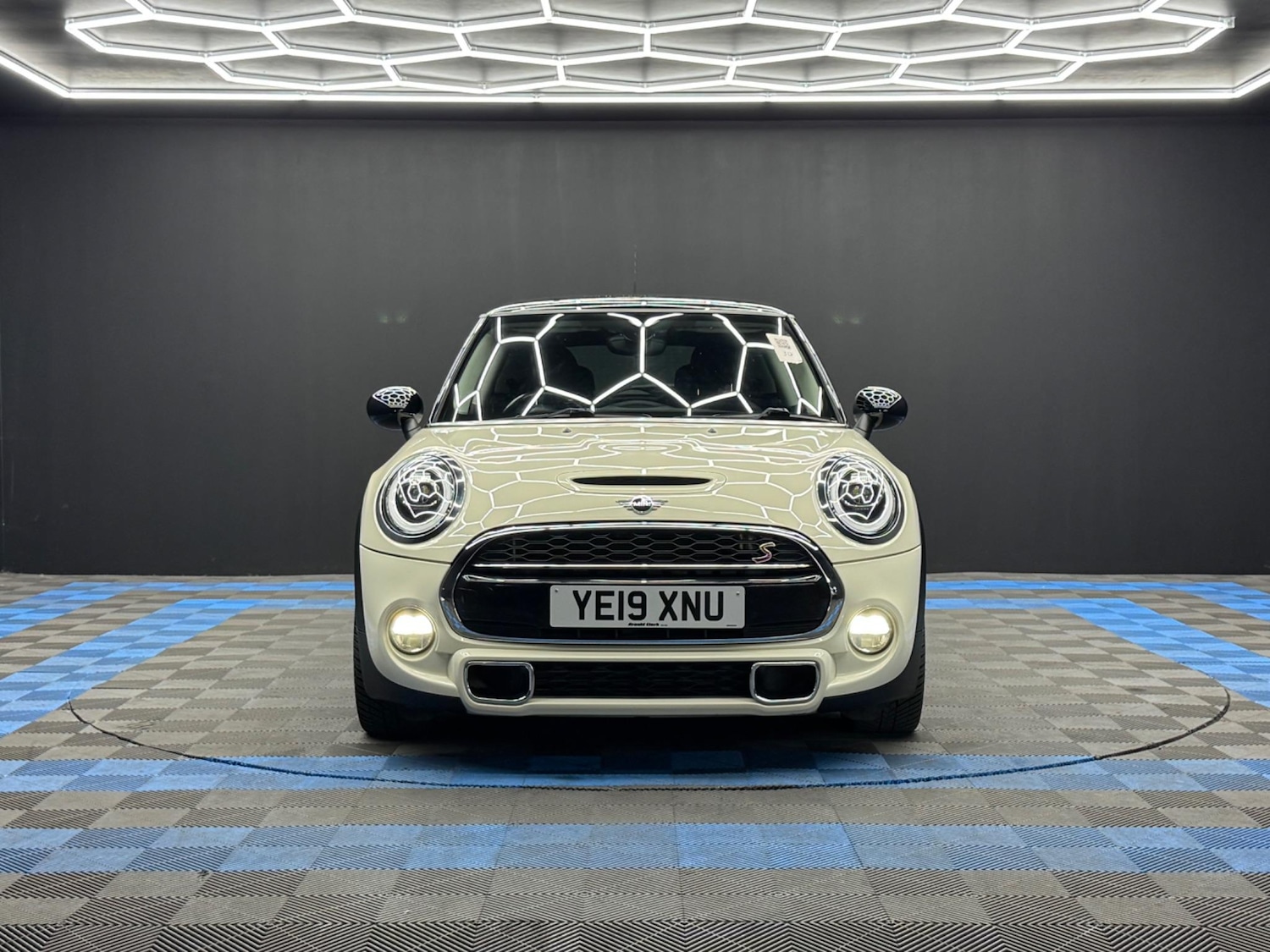 Used MINI Hatch for sale - 76996620: Photo 2