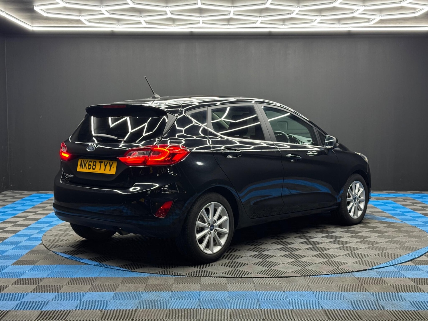 Used Ford Fiesta 2018 for sale - 77091176: Photo 5