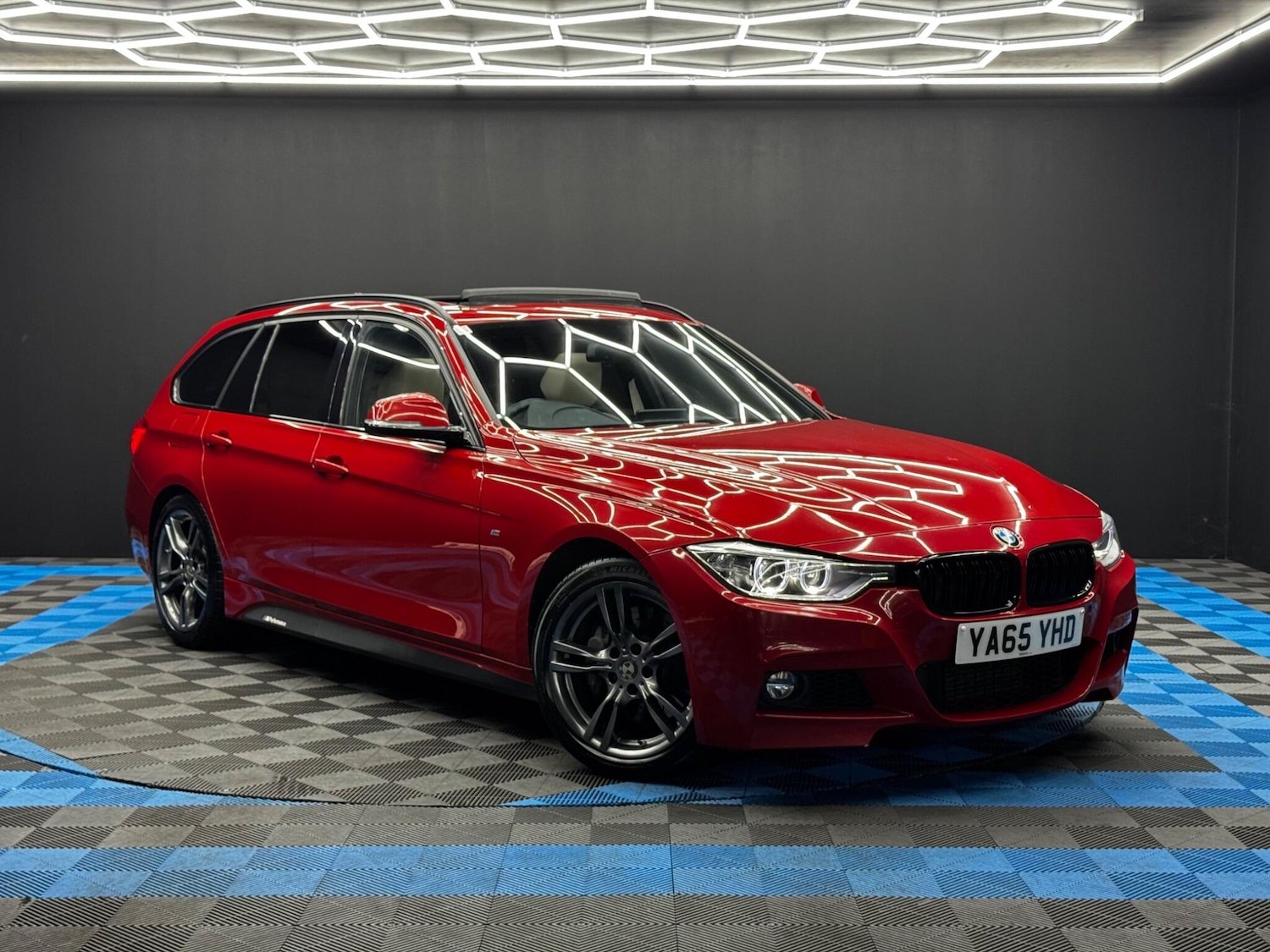 Used BMW 3 Series 2015 for sale - 76499322: Photo 1