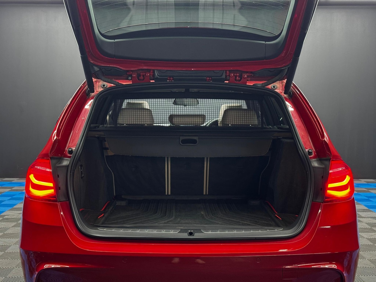 Used BMW 3 Series 2015 for sale - 76499322: Photo 39