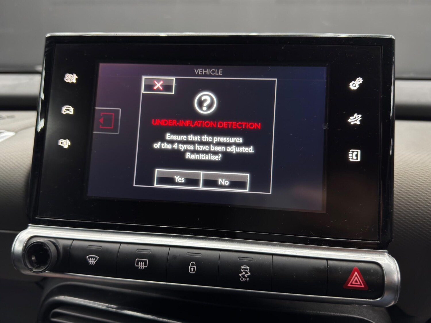 Used Citroen C4 Cactus 2017 for sale - 77939758: Photo 27