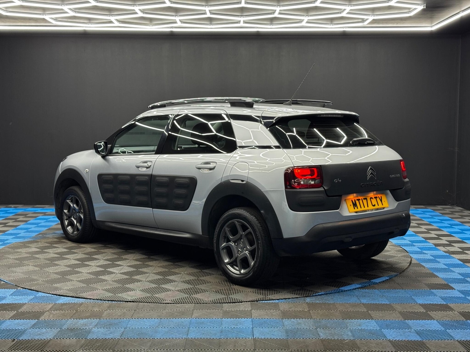 Used Citroen C4 Cactus 2017 for sale - 77939758: Photo 7