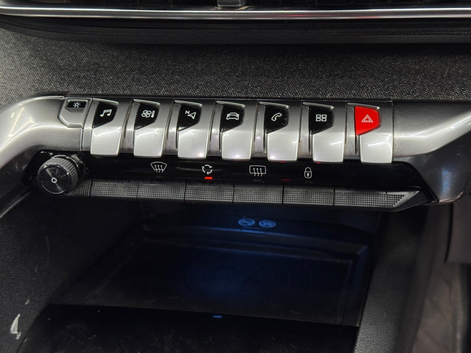 Used Peugeot 3008 2019 for sale - 77412057: Photo 27