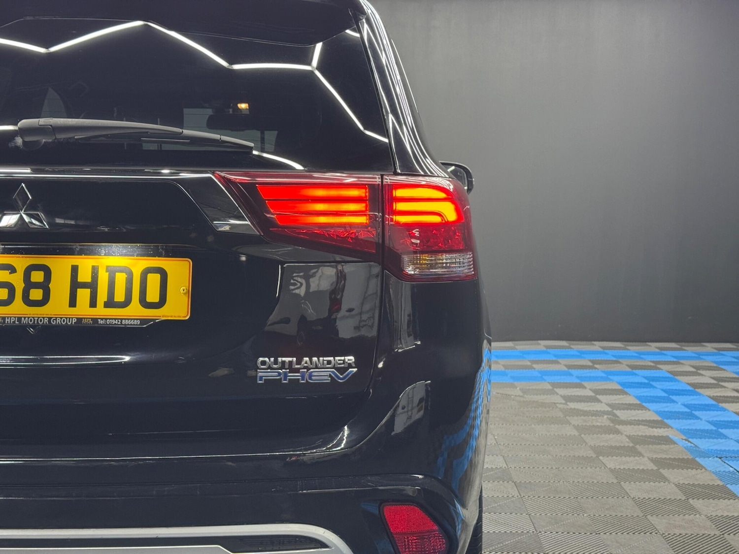 Used Mitsubishi Outlander 2018 for sale - 77175537: Photo 41