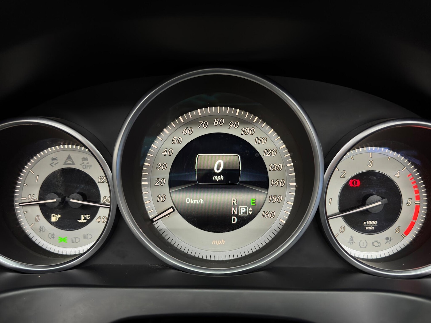 Used Mercedes-Benz E Class 2013 for sale - 76189643: Photo 21