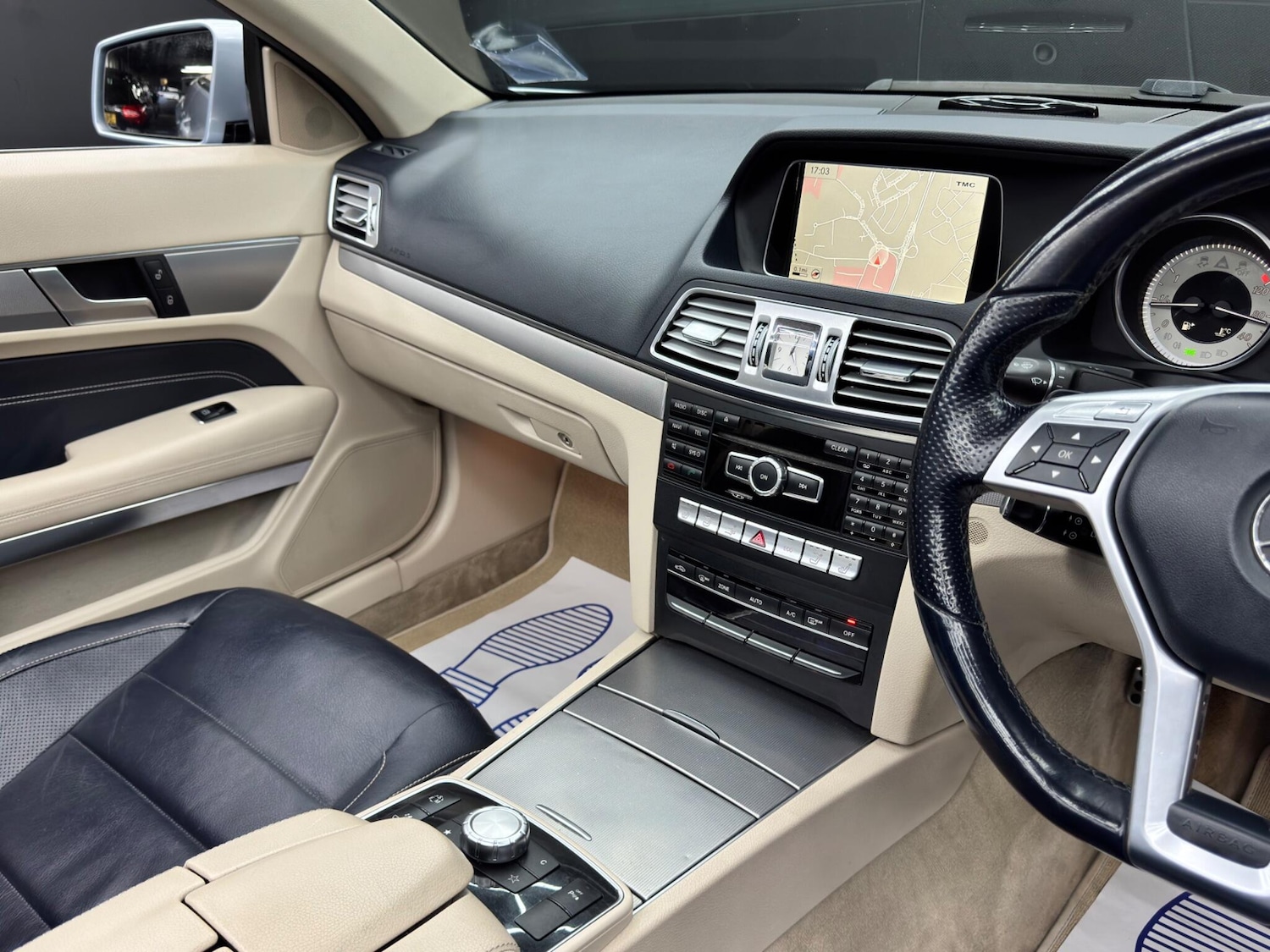 Used Mercedes-Benz E Class 2013 for sale - 76189643: Photo 22