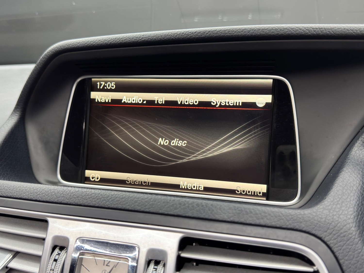 Used Mercedes-Benz E Class 2013 for sale - 76189643: Photo 30