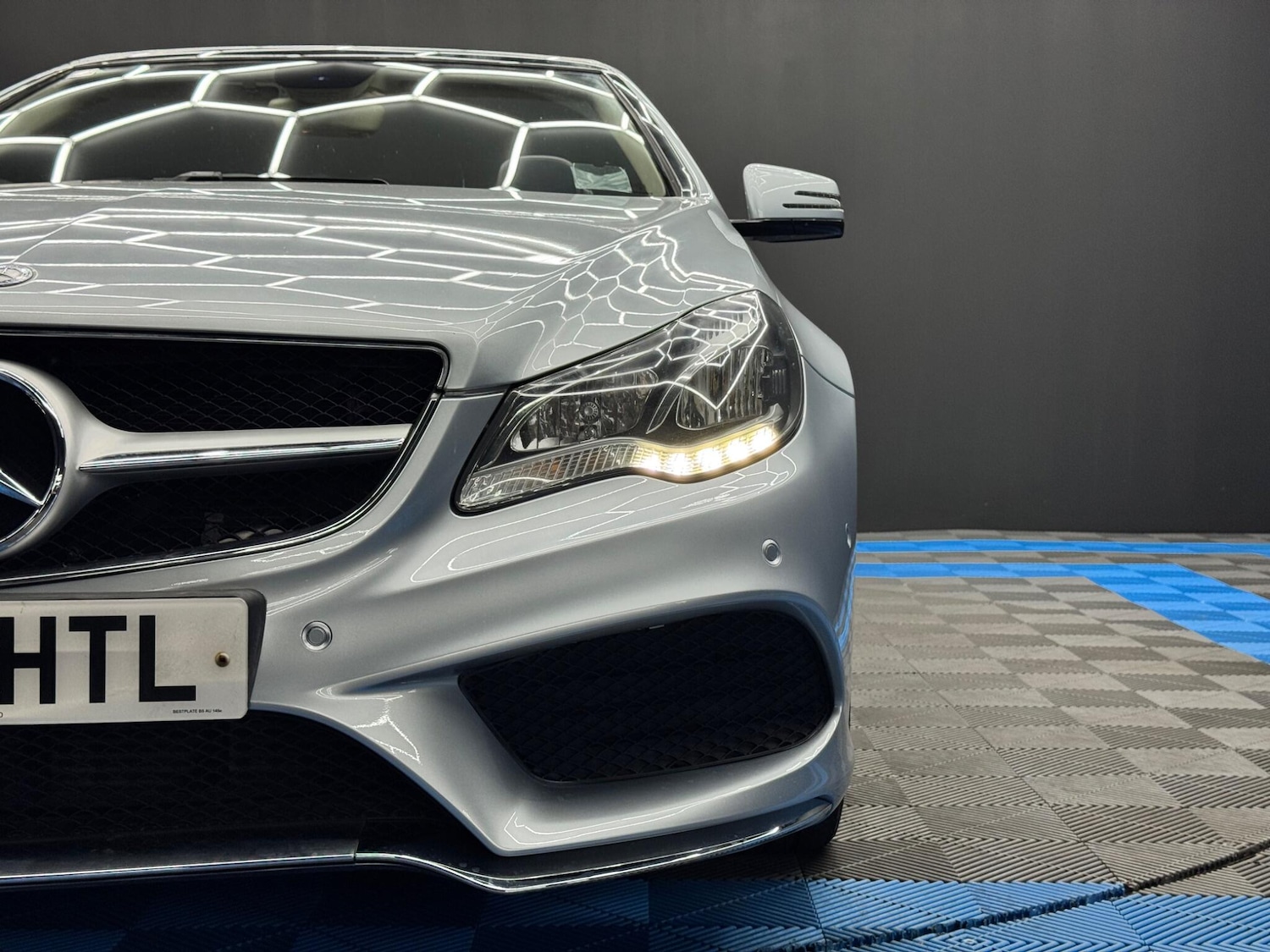 Used Mercedes-Benz E Class 2013 for sale - 76189643: Photo 41