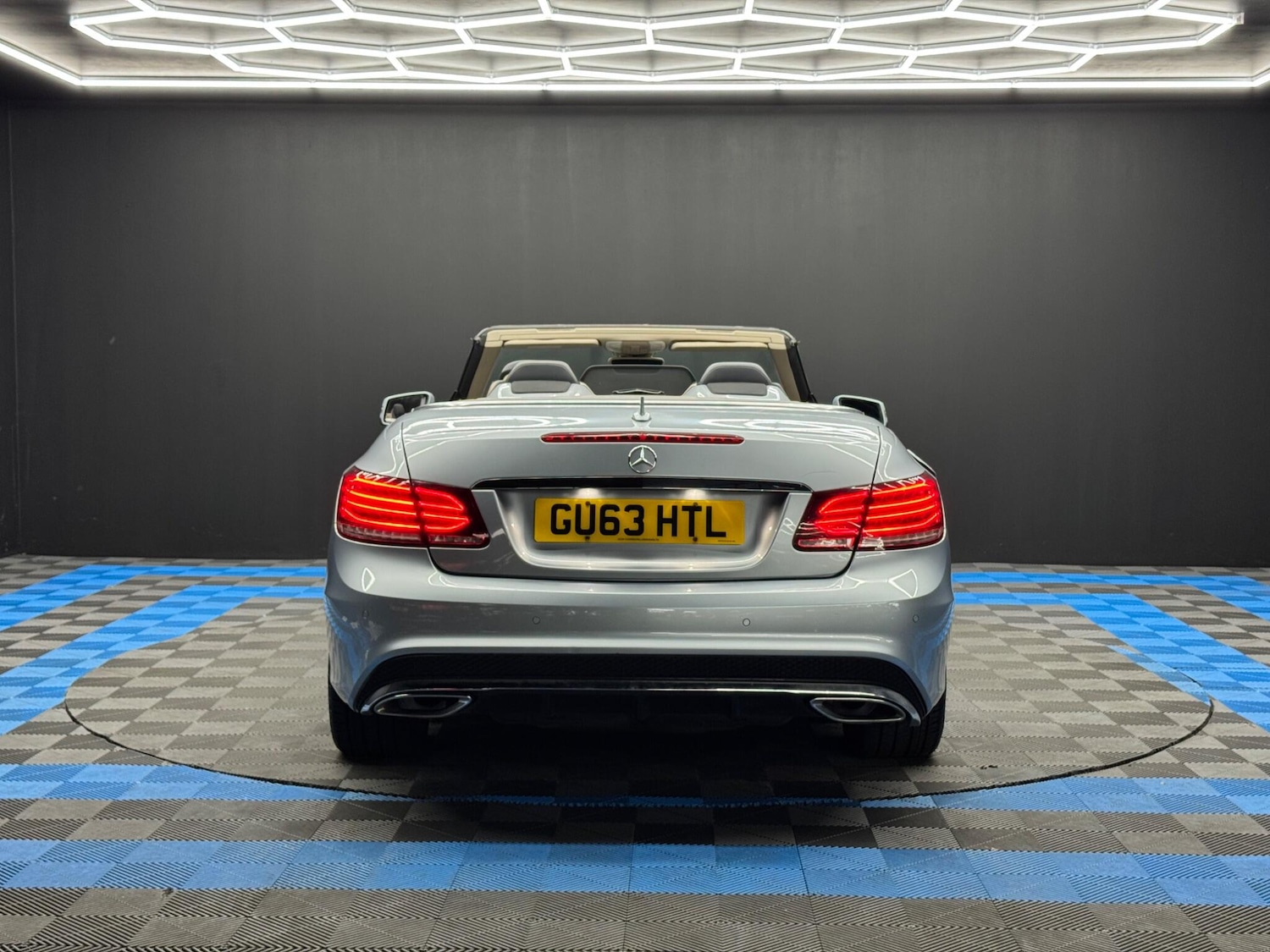 Used Mercedes-Benz E Class 2013 for sale - 76189643: Photo 5