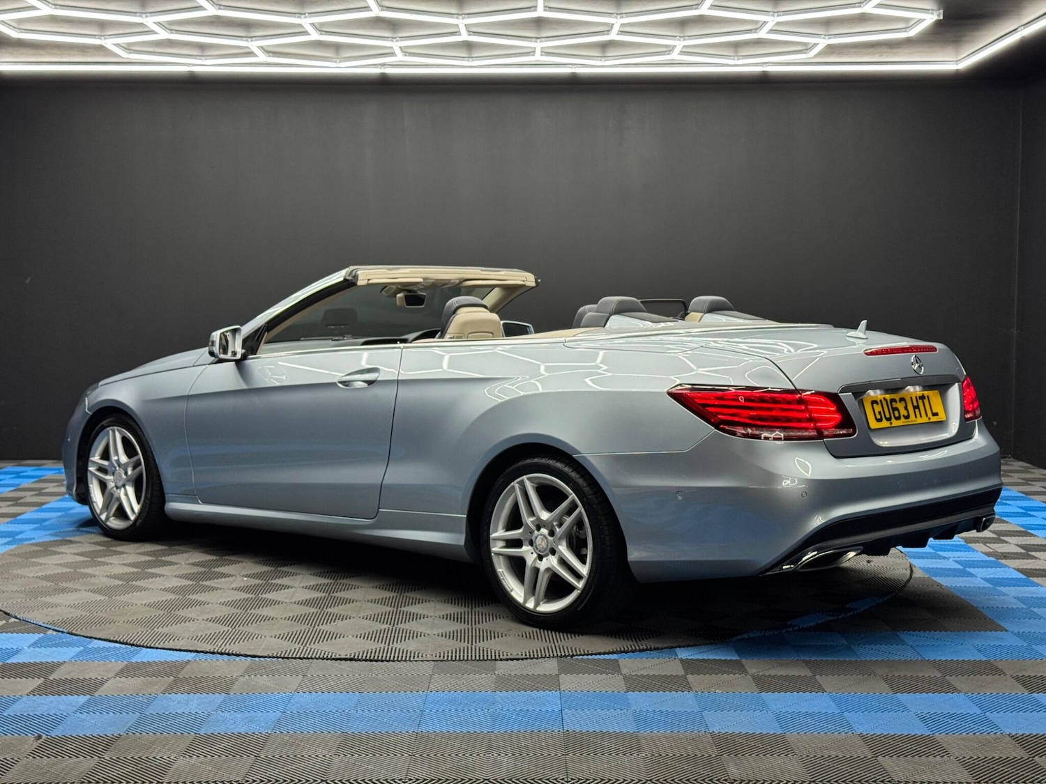 Used Mercedes-Benz E Class 2013 for sale - 76189643: Photo 6