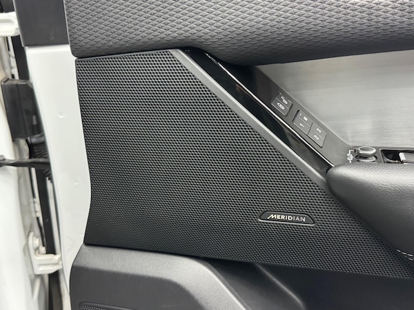 Used Land Rover Range Rover Velar 2017 for sale - 76012442: Photo 41