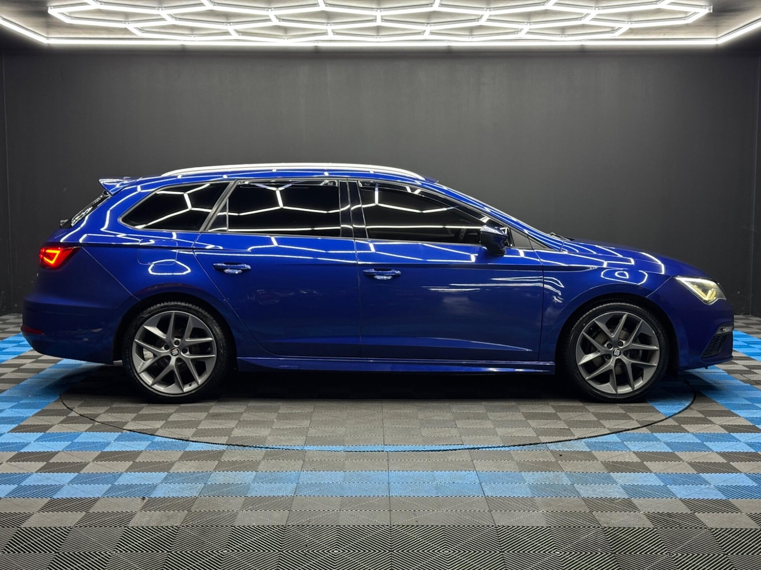 Used SEAT Leon for sale - 77495975: Photo 4