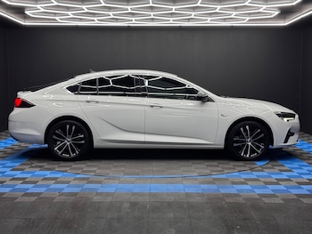 Used Vauxhall Insignia 2021 for sale - 76166622: Photo 4