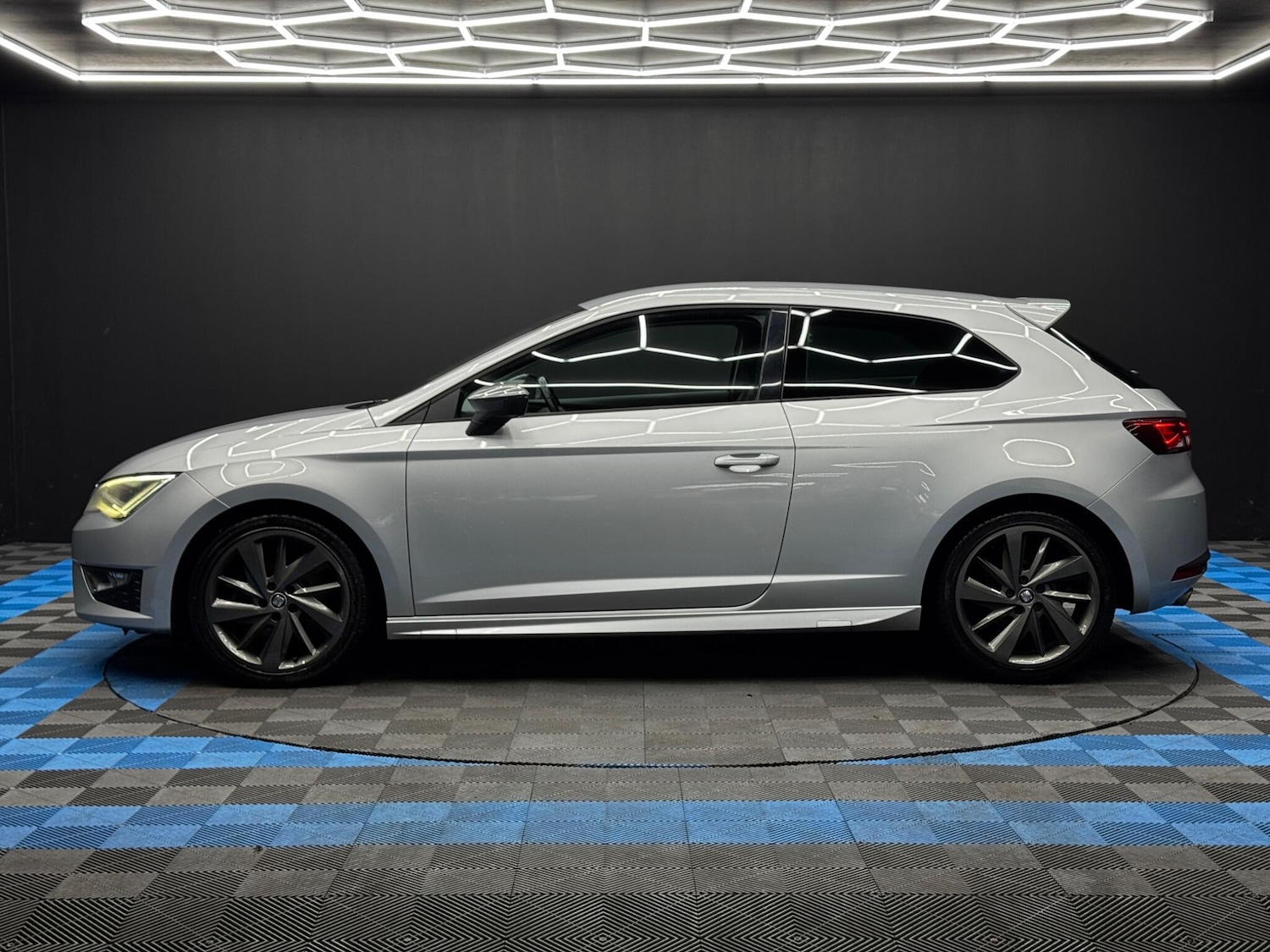 Used SEAT Leon 2017 for sale - 76658548: Photo 8