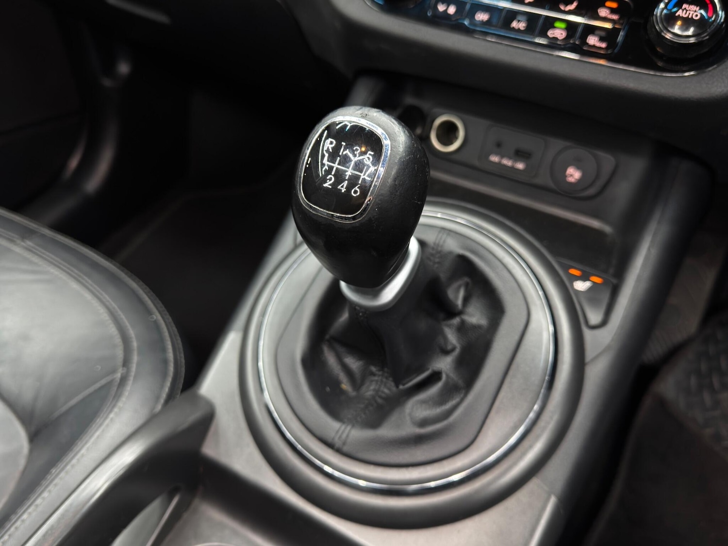 Used Kia Sportage 2011 for sale - 77144352: Photo 26