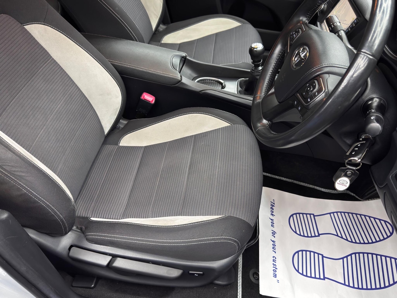 Used Toyota Avensis 2017 for sale - 76348754: Photo 13