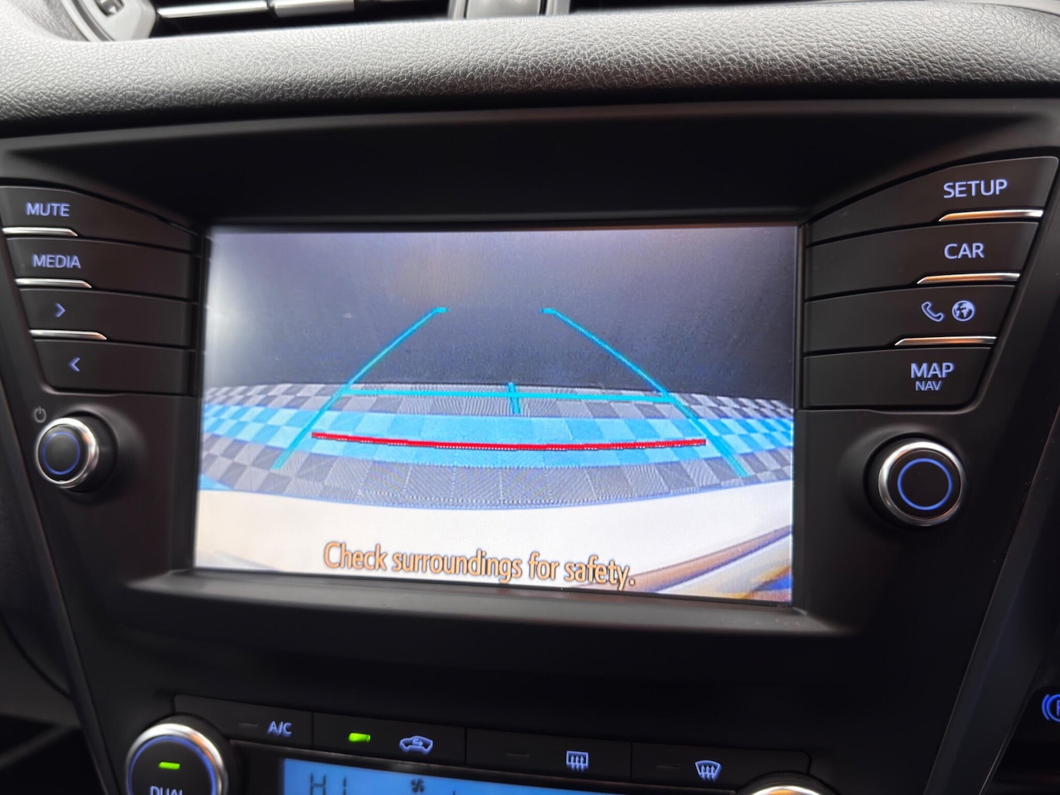 Used Toyota Avensis 2017 for sale - 76348754: Photo 32