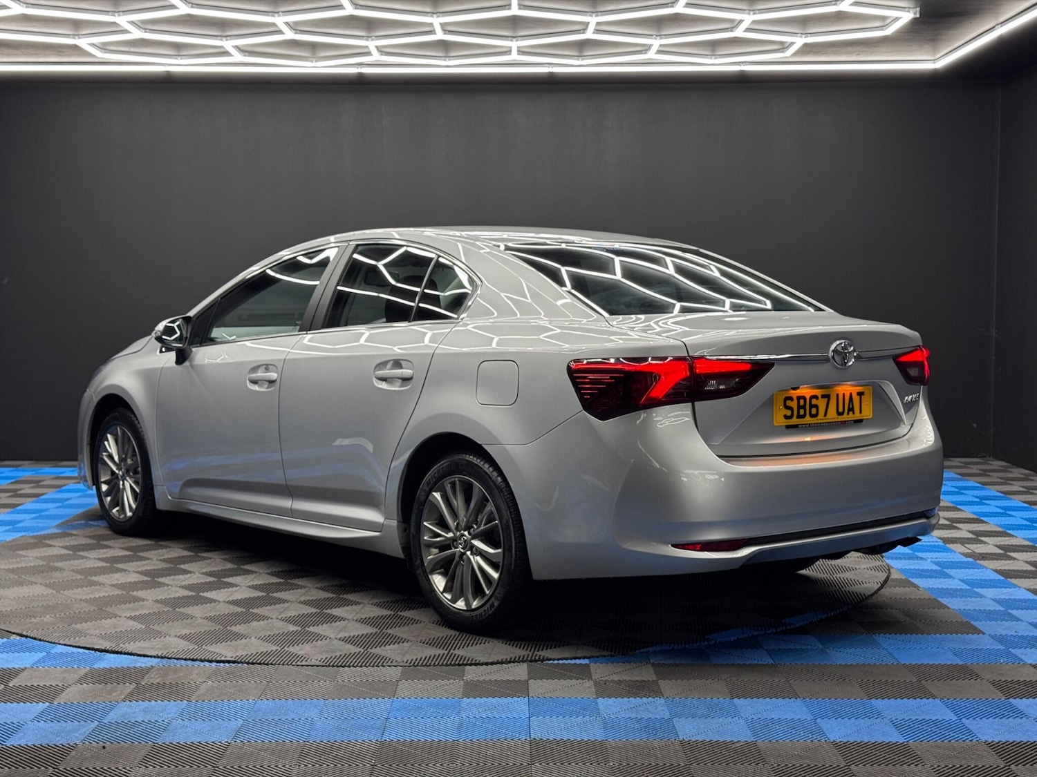 Used Toyota Avensis 2017 for sale - 76348754: Photo 7