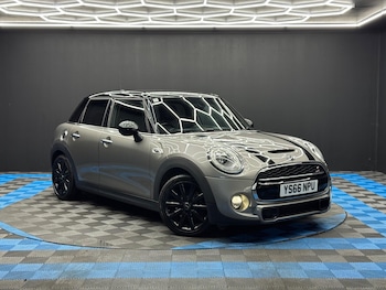 Used MINI Hatch 2016 for sale - 77017105: Photo