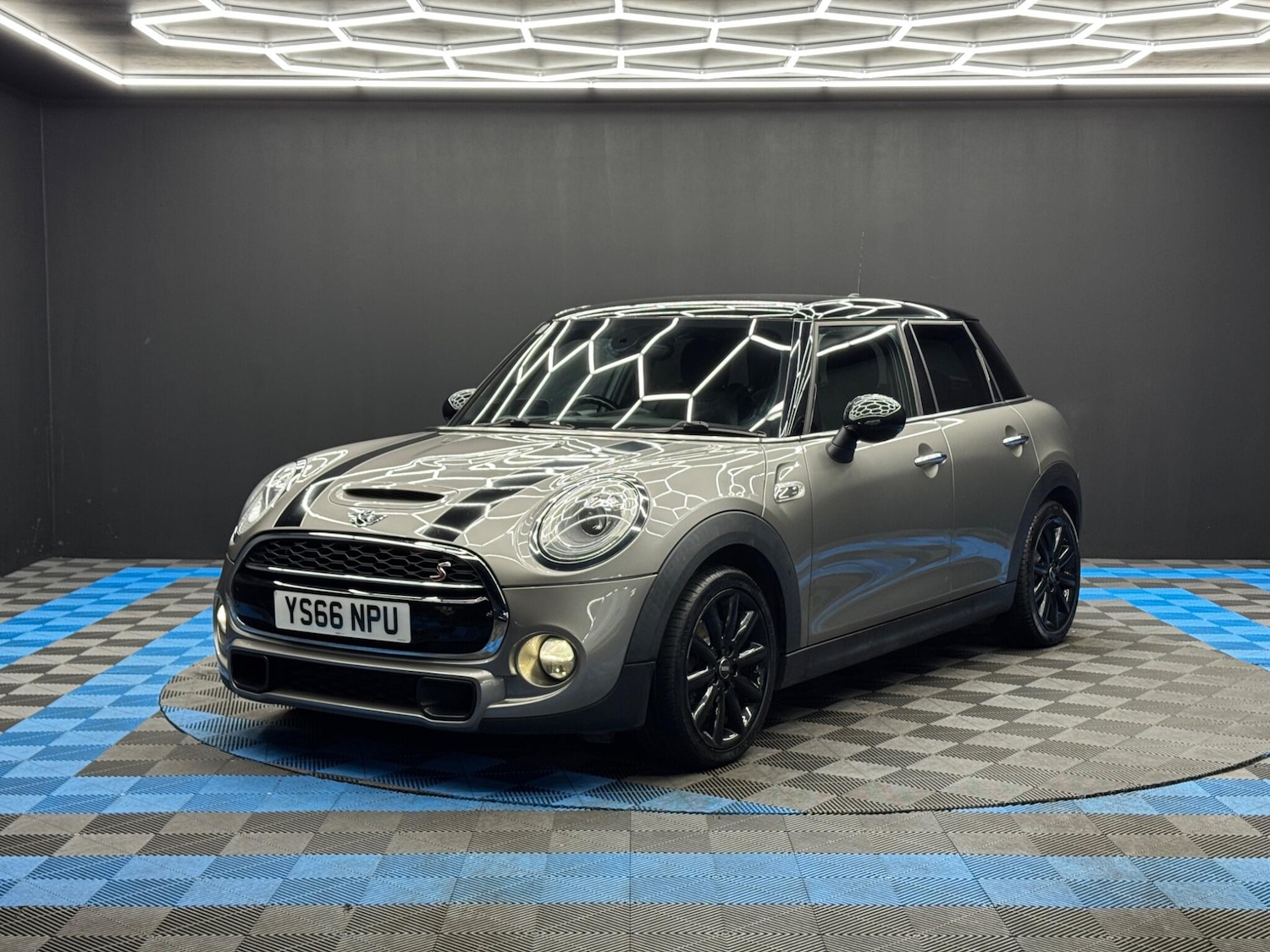 Used MINI Hatch 2016 for sale - 77017105: Photo 3