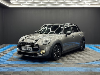 Used MINI Hatch 2016 for sale - 77017105: Photo