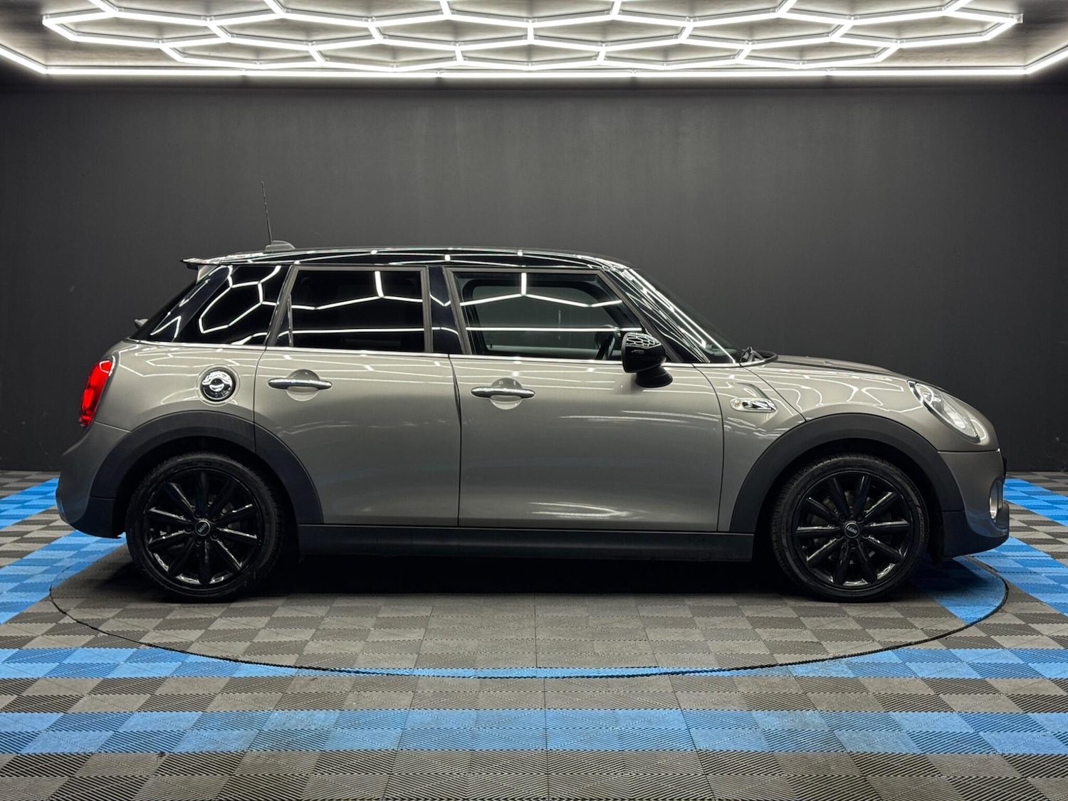 Used MINI Hatch 2016 for sale - 77017105: Photo 4