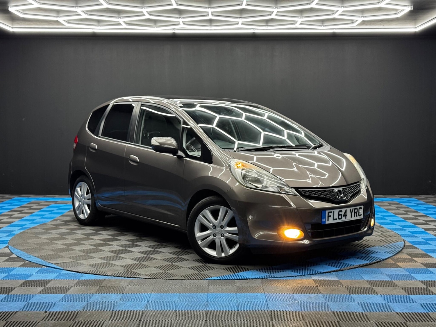 Used Honda Jazz 2014 for sale - 76360796: Photo 1