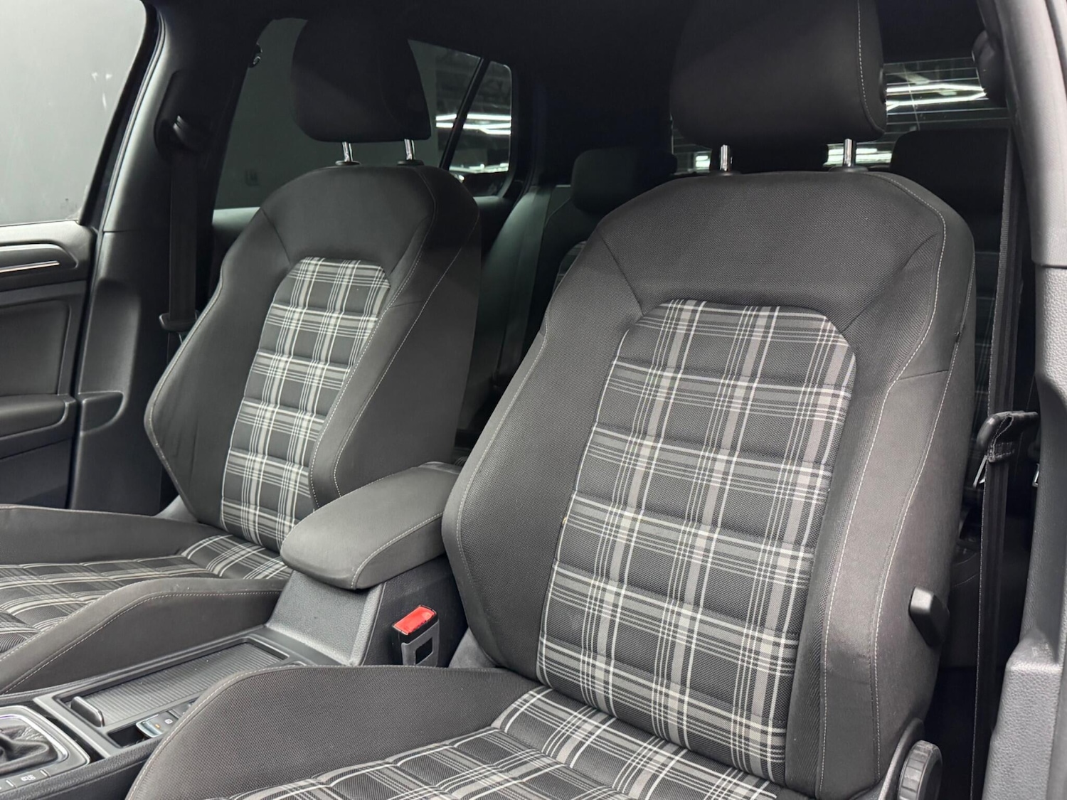 Used Volkswagen Golf 2017 for sale - 76457309: Photo 14