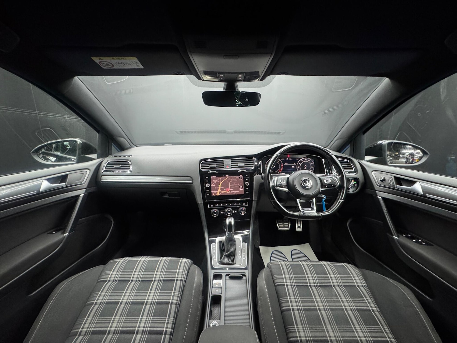 Used Volkswagen Golf 2017 for sale - 76457309: Photo 16