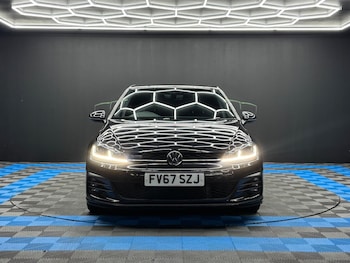 Used Volkswagen Golf 2017 for sale - 76457309: Photo