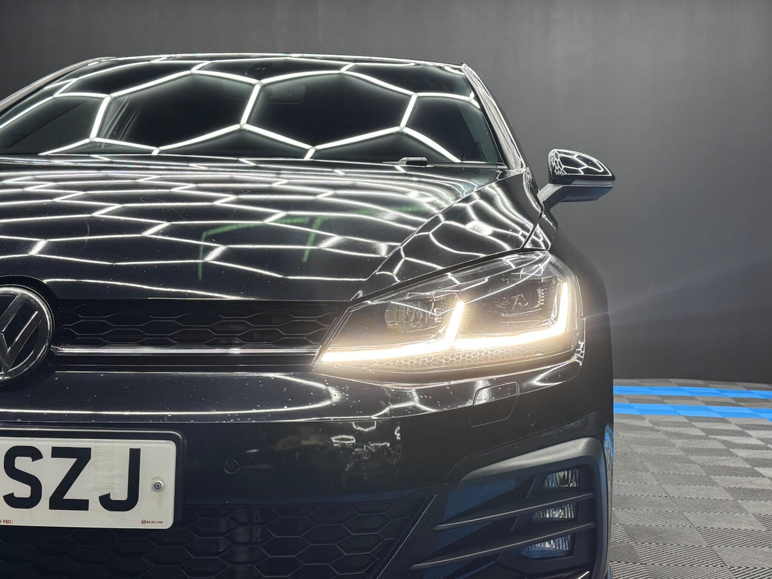 Used Volkswagen Golf 2017 for sale - 76457309: Photo 43