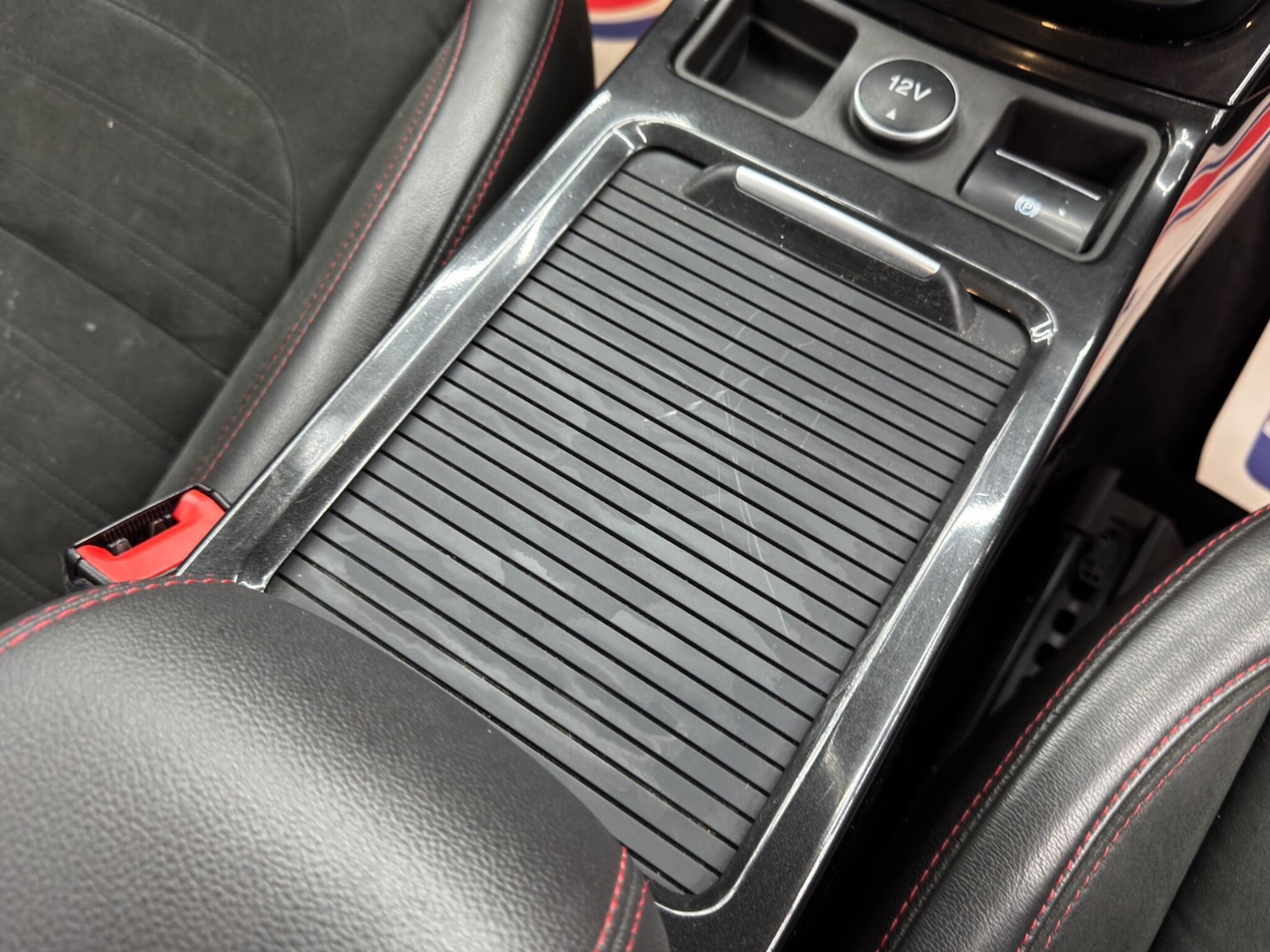 Used Ford Kuga 2017 for sale - 77050007: Photo 24