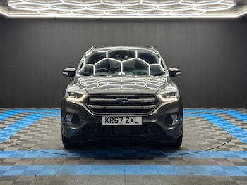 Used Ford Kuga 2017 for sale - 77050007: Photo