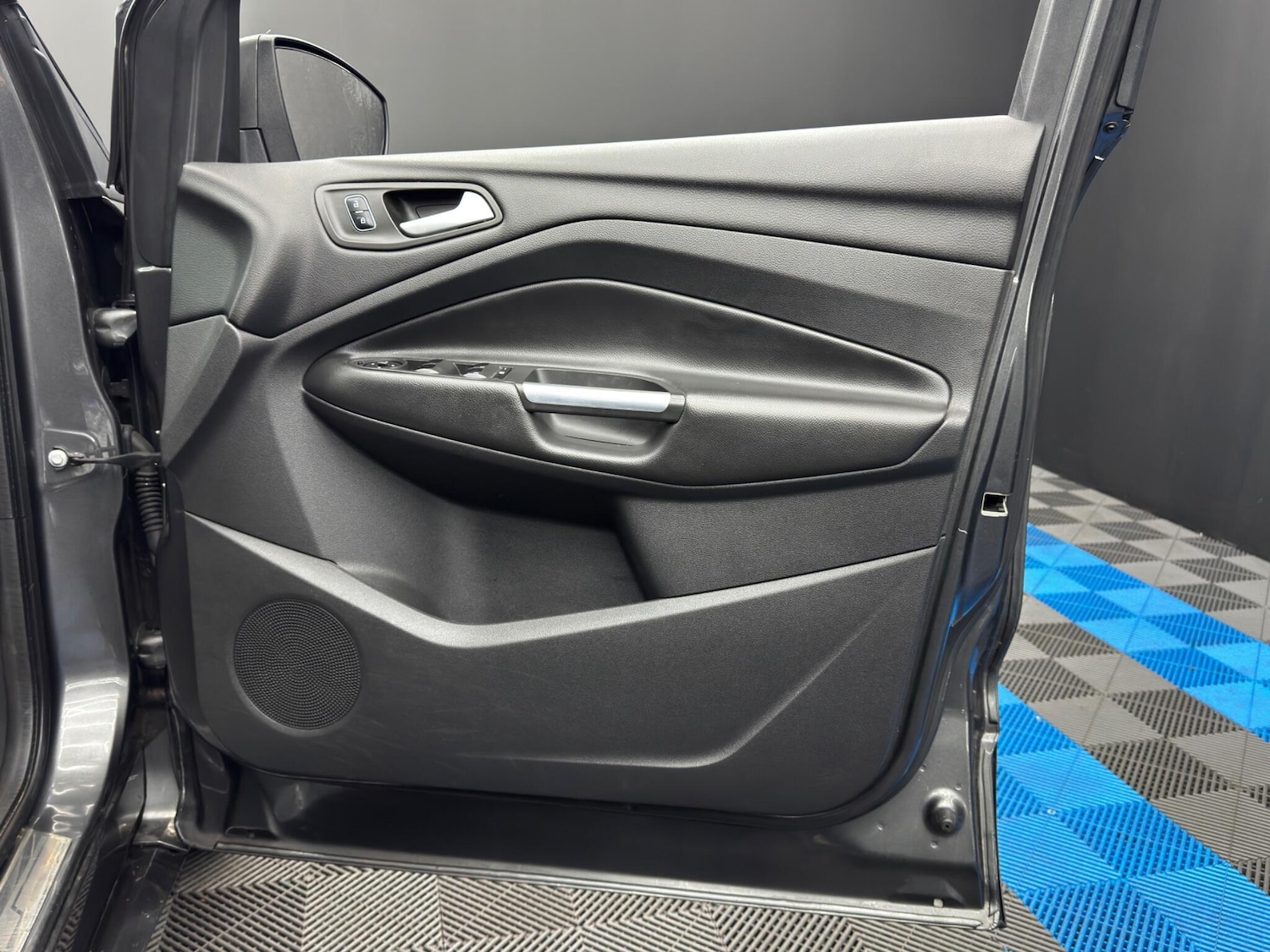 Used Ford Kuga 2017 for sale - 77050007: Photo 41