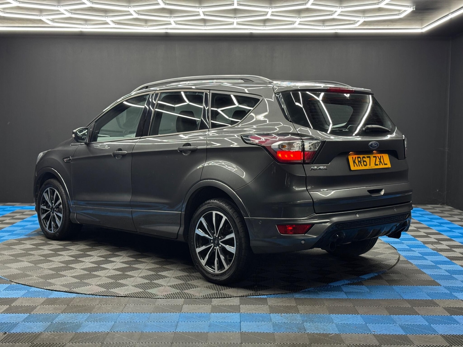 Used Ford Kuga 2017 for sale - 77050007: Photo 7