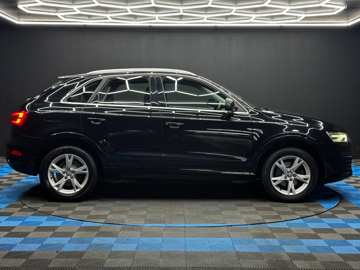 Used Audi Q3 2018 for sale - 76592500: Photo 4