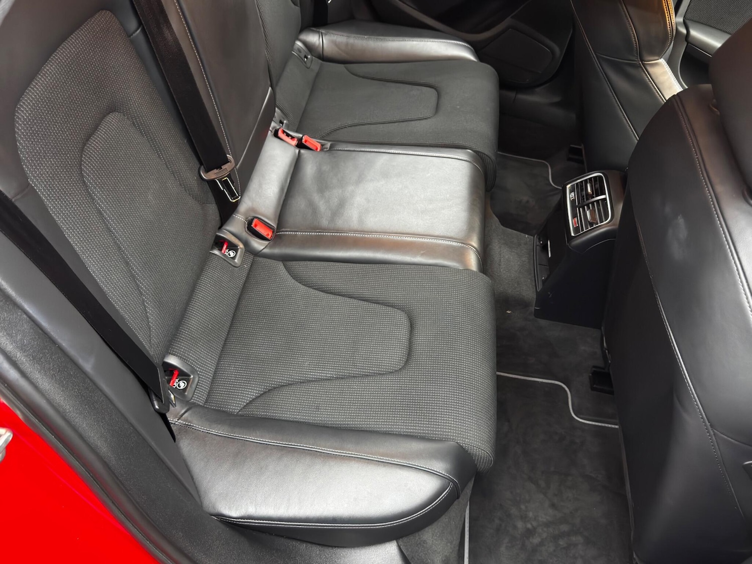 Used Audi A4 2014 for sale - 76549781: Photo 16