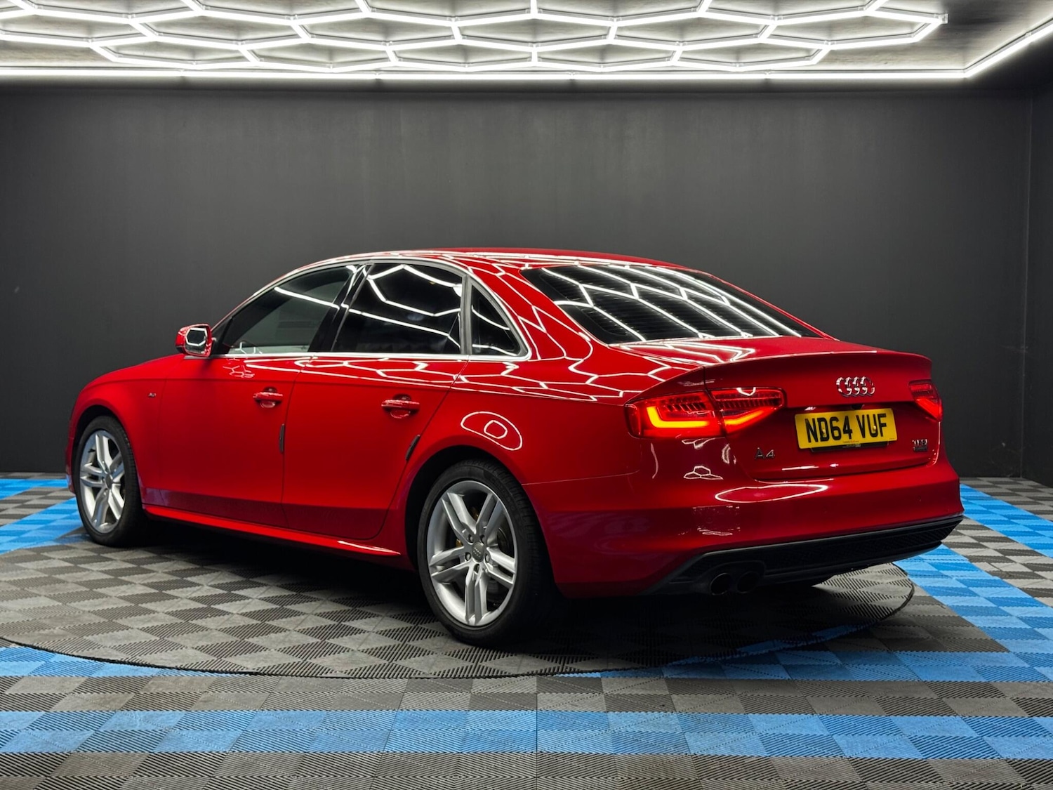 Used Audi A4 2014 for sale - 76549781: Photo 7