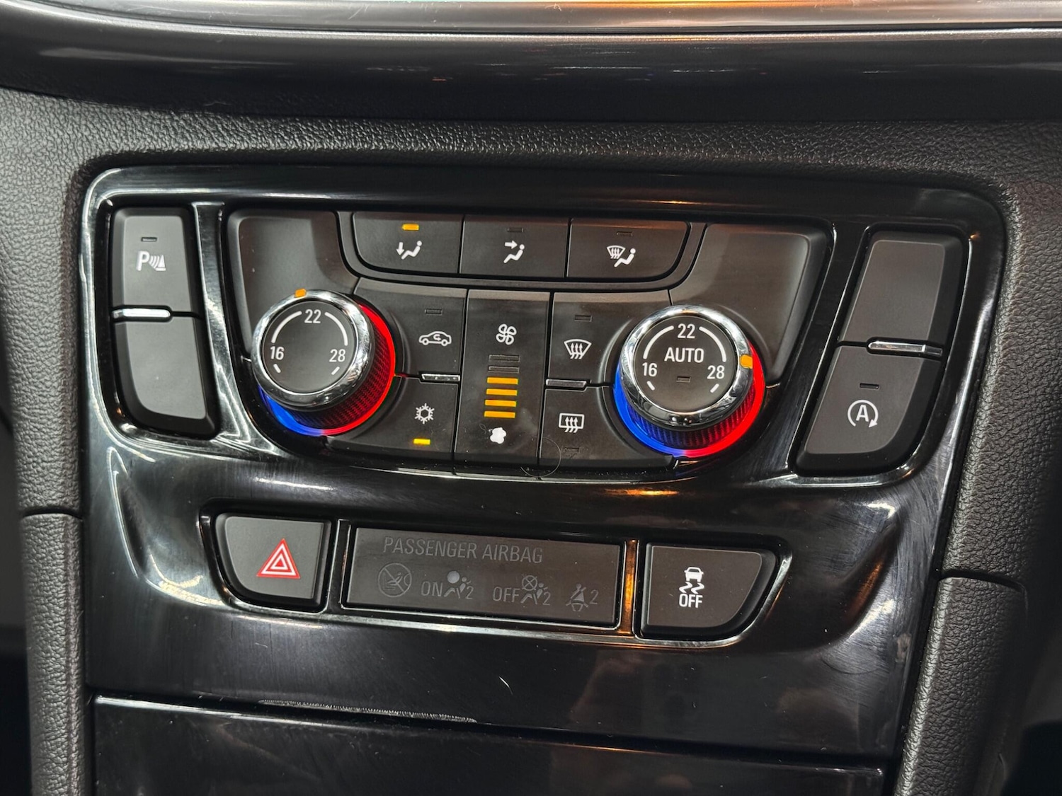 Used Vauxhall Mokka X 2017 for sale - 78148129: Photo 26